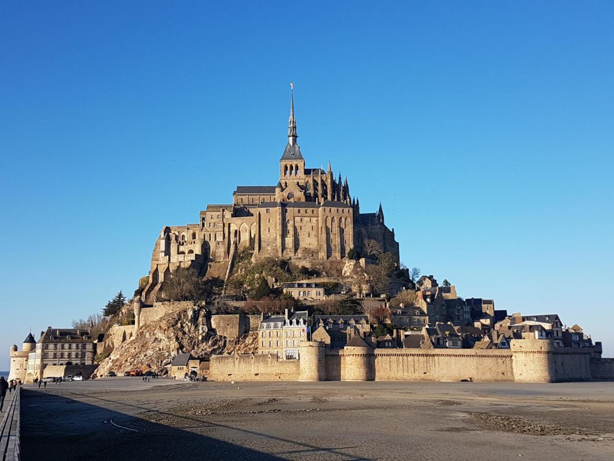 Charmante Chambre D'Hotes En Normandie Apartman Valognes Kültér fotó